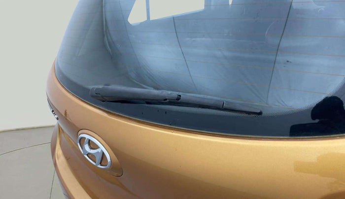 2015 Hyundai Grand i10 ASTA AT 1.2 KAPPA VTVT, Petrol, Automatic, 69,061 km, Rear Wiper