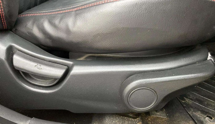 2015 Hyundai Grand i10 ASTA AT 1.2 KAPPA VTVT, Petrol, Automatic, 69,061 km, Driver Side Adjustment Panel