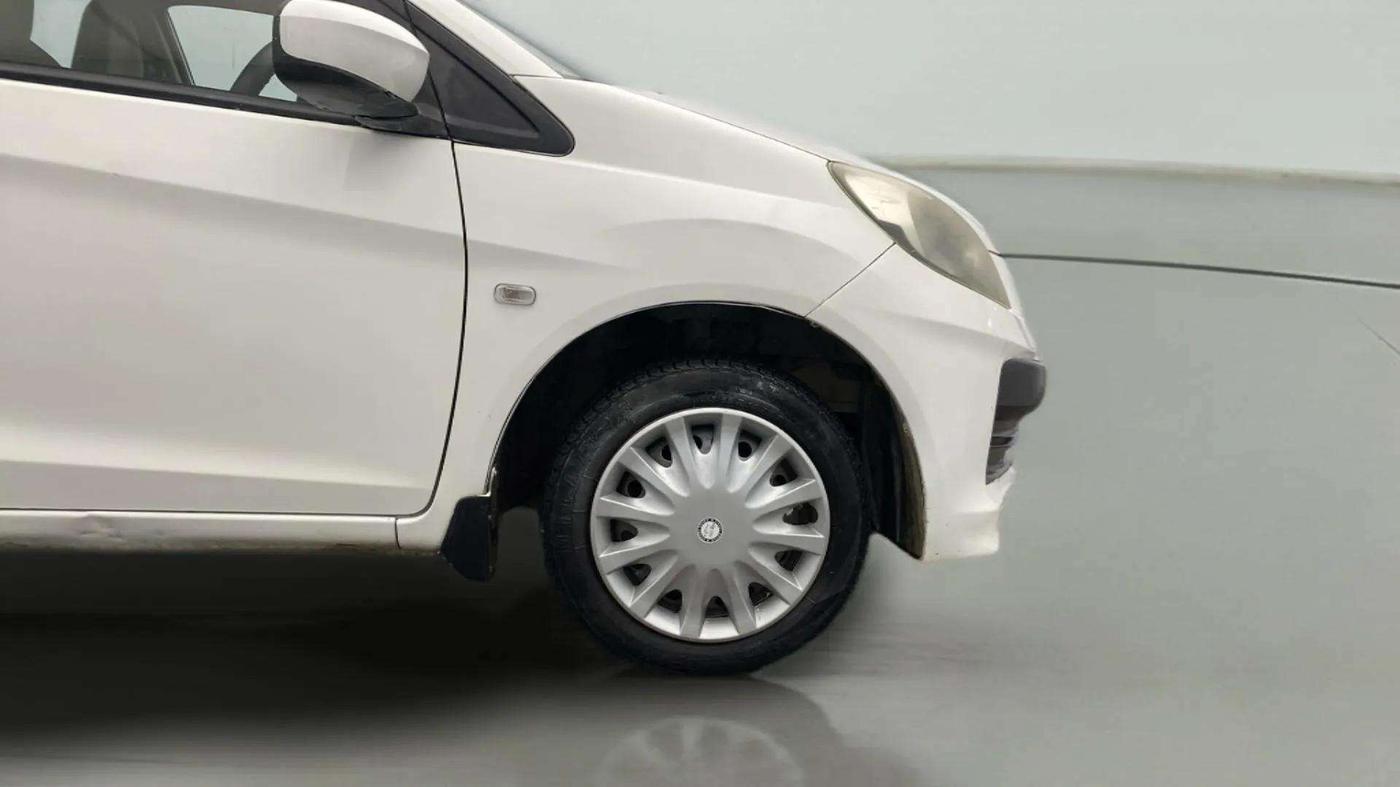 2012 Honda Brio S MT, Petrol, Manual, 81,783 km, Right Front Wheel