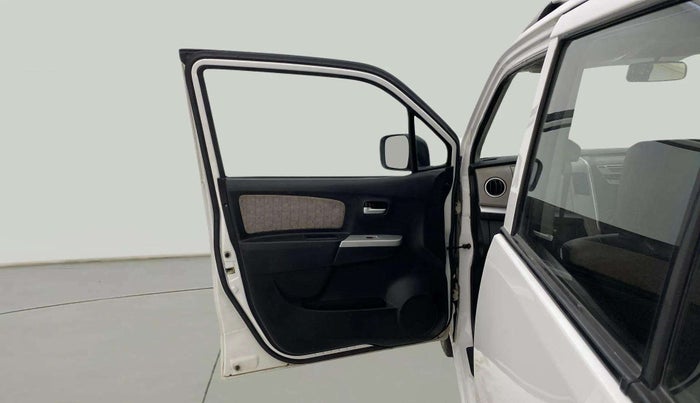 2014 Maruti Wagon R 1.0 VXI, Petrol, Manual, 76,851 km, LHS Front Door