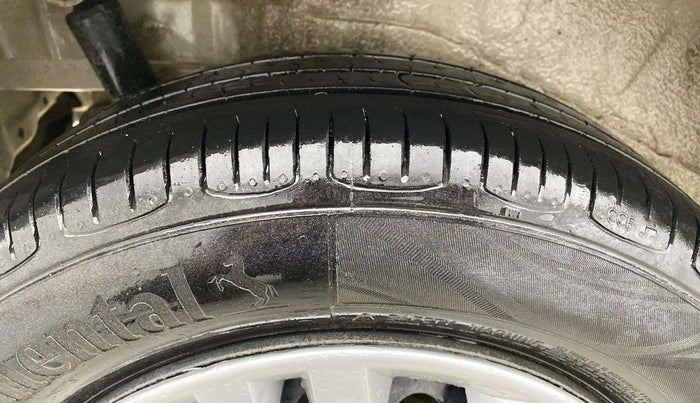 2014 Maruti Wagon R 1.0 VXI, Petrol, Manual, 76,851 km, Right Rear Tyre Tread