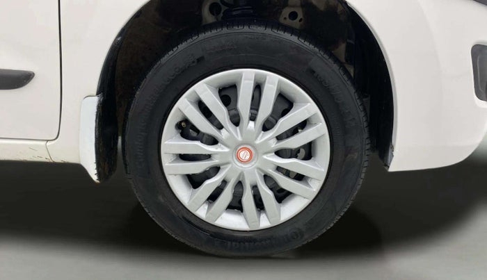 2014 Maruti Wagon R 1.0 VXI, Petrol, Manual, 76,851 km, Right Front Wheel