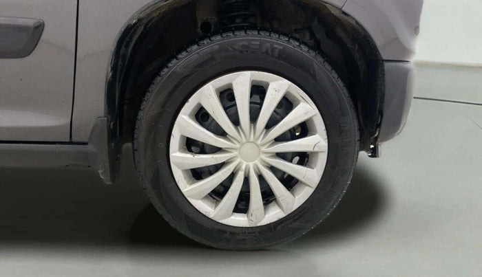 2019 Maruti S PRESSO VXI, Petrol, Manual, 81,825 km, Right Front Wheel