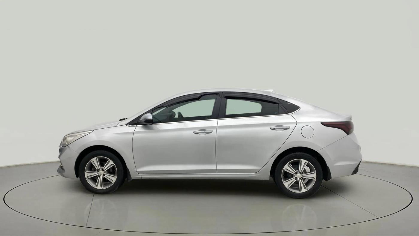 2017 Hyundai Verna 1.6 VTVT SX (O) AT, Petrol, Automatic, 1,36,504 km, Left Side