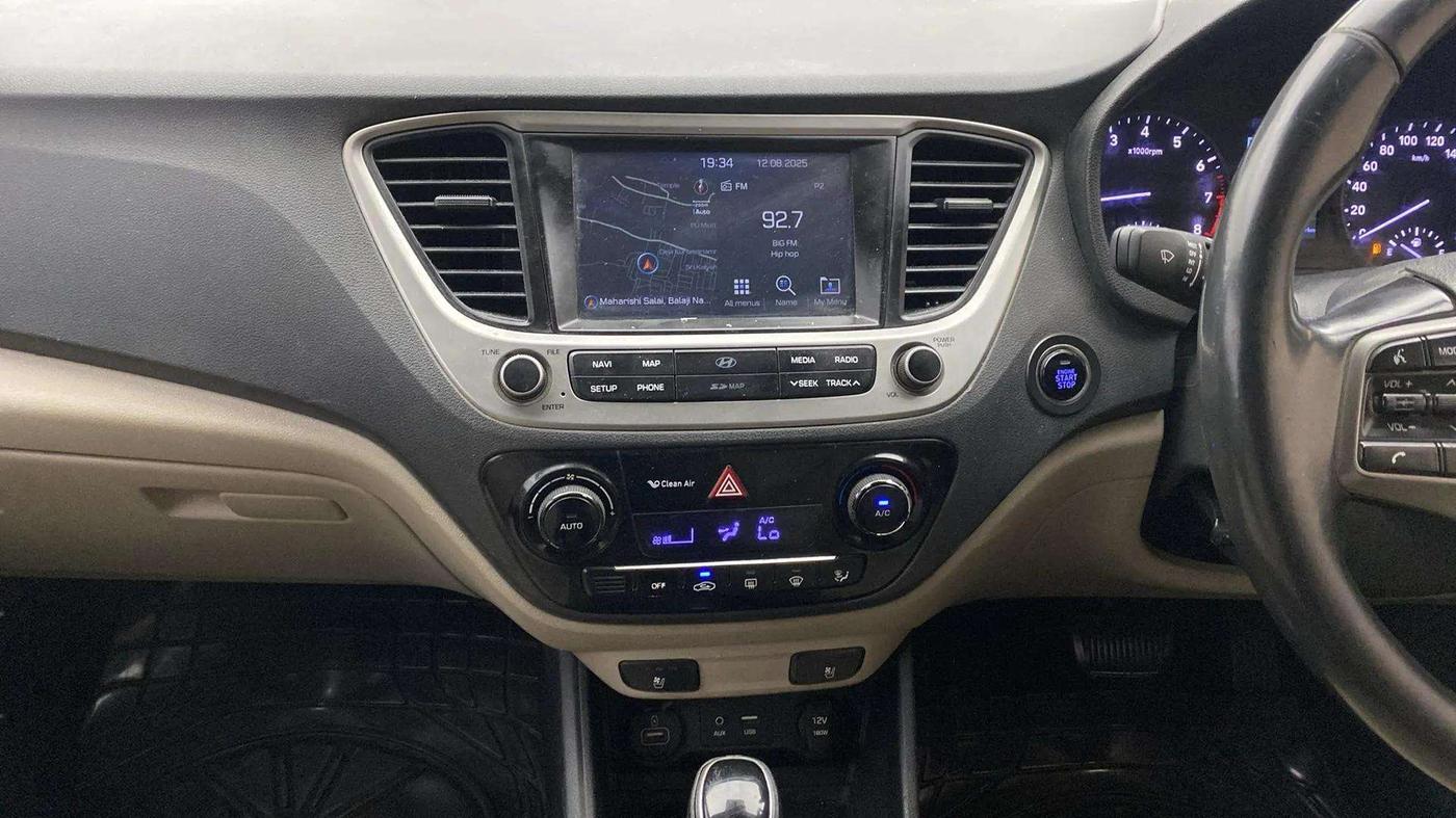 2017 Hyundai Verna 1.6 VTVT SX (O) AT, Petrol, Automatic, 1,36,504 km, Air Conditioner