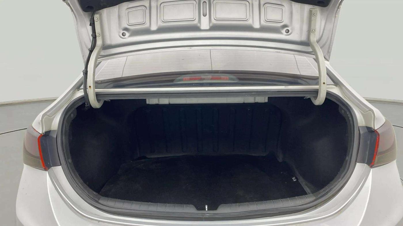 2017 Hyundai Verna 1.6 VTVT SX (O) AT, Petrol, Automatic, 1,36,504 km, Boot Open Zoomed View