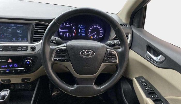 2017 Hyundai Verna 1.6 VTVT SX (O) AT, Petrol, Automatic, 1,36,392 km, Steering Wheel Close Up
