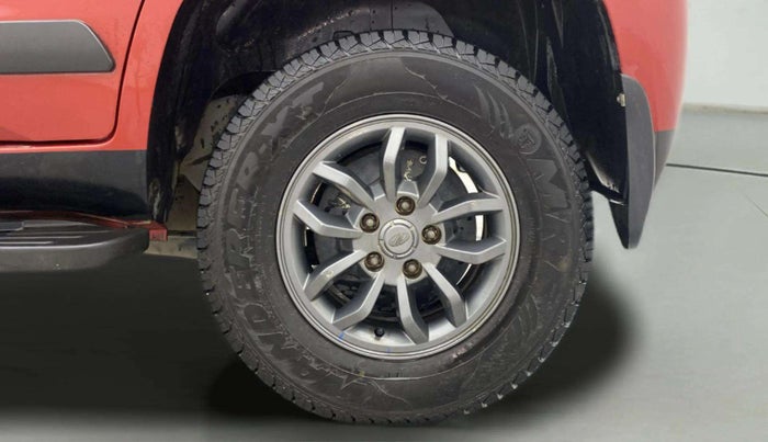 2017 Mahindra TUV300 T10, Diesel, Manual, 56,653 km, Left Rear Wheel