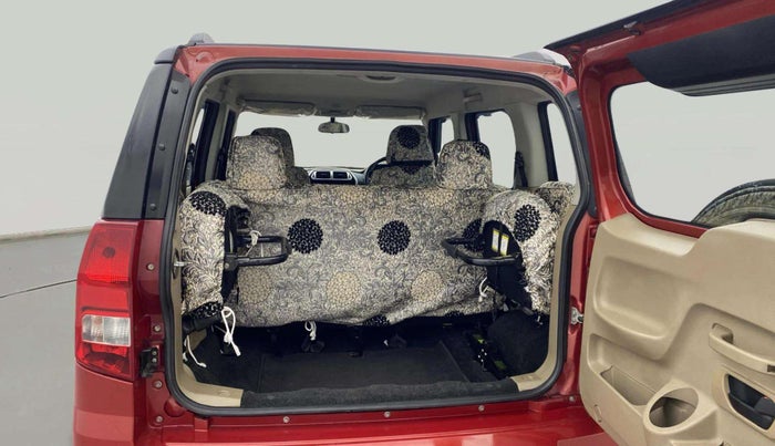 2017 Mahindra TUV300 T10, Diesel, Manual, 56,653 km, Third Seat Row ( optional )