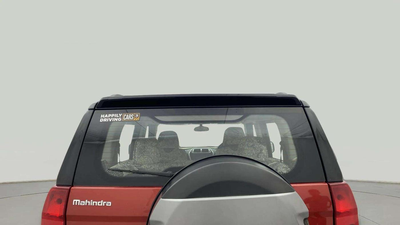 2017 Mahindra TUV300 T10, Diesel, Manual, 56,653 km, Rear Windshield