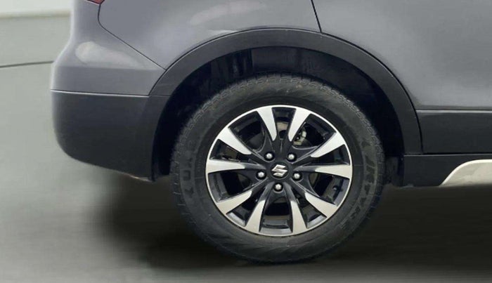 2022 Maruti S Cross ALPHA 1.5, Petrol, Manual, 33,224 km, Right Rear Wheel