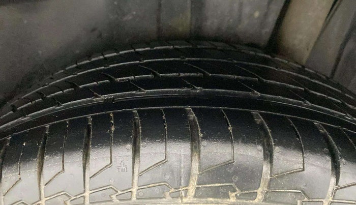 2022 Maruti S Cross ALPHA 1.5, Petrol, Manual, 33,224 km, Left Rear Tyre Tread