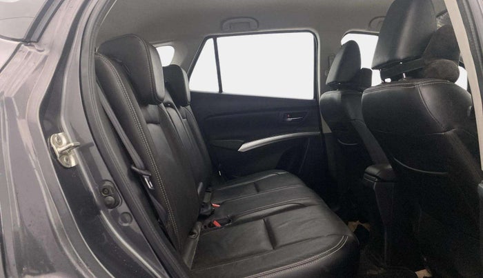 2022 Maruti S Cross ALPHA 1.5, Petrol, Manual, 33,224 km, Right Side Rear Door Cabin