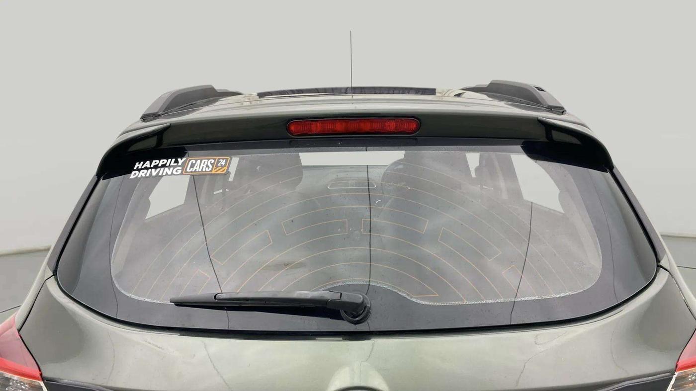 2022 Tata TIAGO NRG XZ AMT, Petrol, Automatic, 66,716 km, Rear Windshield
