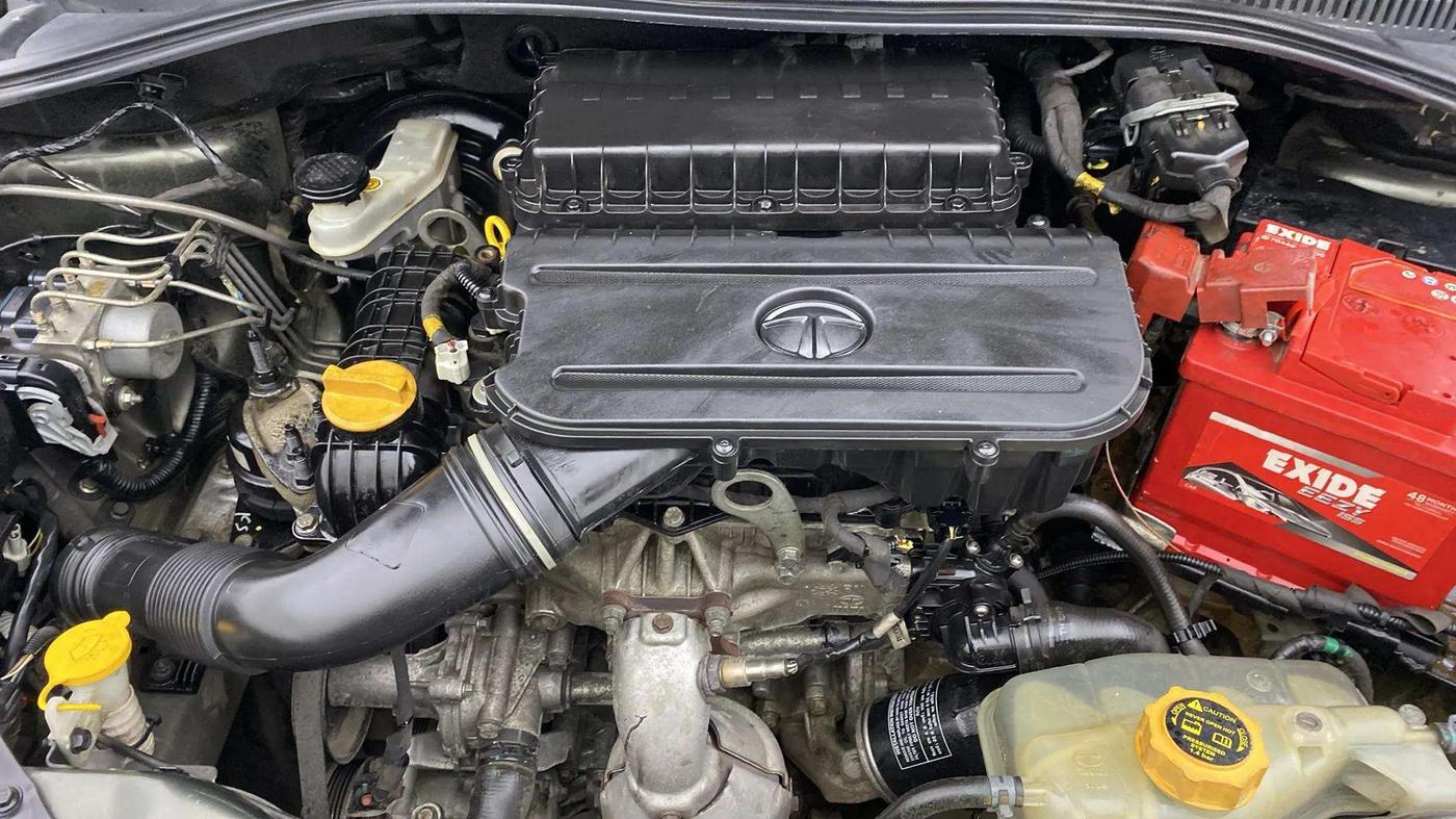 2022 Tata TIAGO NRG XZ AMT, Petrol, Automatic, 66,716 km, Engine View