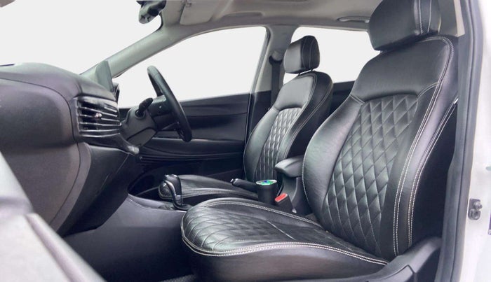2022 Hyundai NEW I20 ASTA (O) 1.2 AT, Petrol, Automatic, 22,478 km, Right Side Front Door Cabin