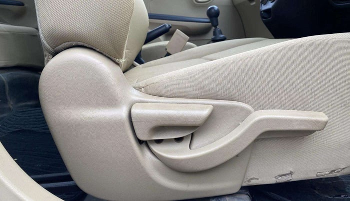 2015 Honda Brio S MT, Petrol, Manual, 57,196 km, Driver Side Adjustment Panel