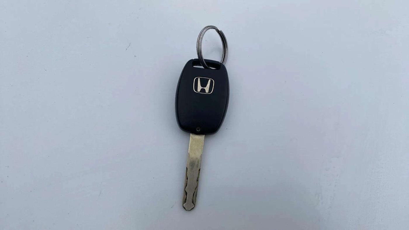 2015 Honda Brio S MT, Petrol, Manual, 57,196 km, Key Close Up