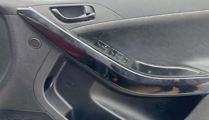 2023 Tata NEXON XZA PLUS LUX SUNROOF RED DARK PETROL, Petrol, Automatic, 36,922 km, Driver Side Door Panels Control