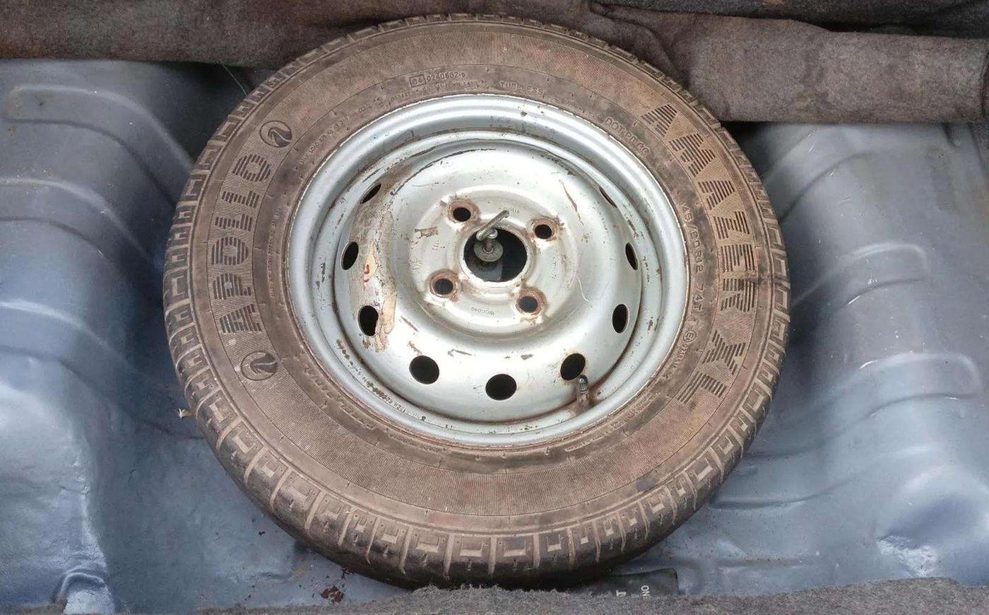 2011 Maruti Alto LXI, Petrol, Manual, 1,03,220 km, Spare Tyre