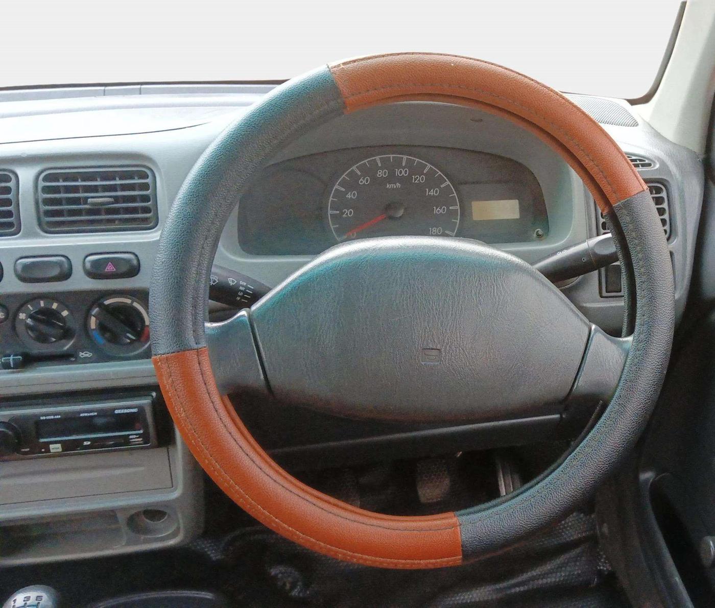 2011 Maruti Alto LXI, Petrol, Manual, 1,03,220 km, Steering Wheel Close Up