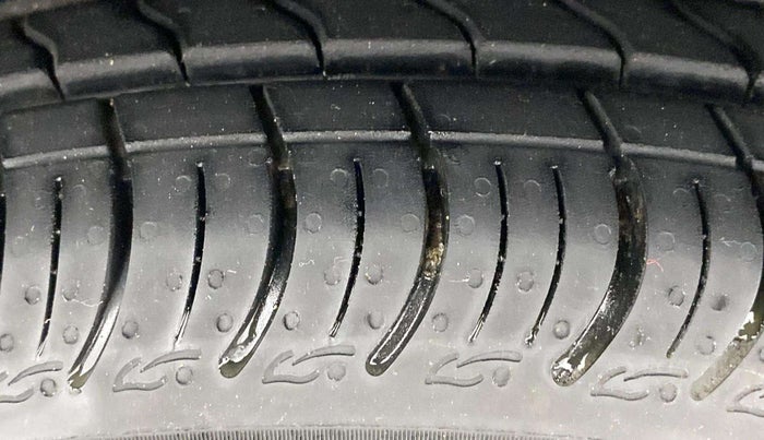 2018 Maruti Celerio X ZXI (O) AMT, Petrol, Automatic, 38,328 km, Left Front Tyre Tread