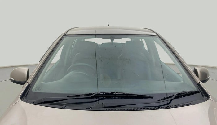 2012 Hyundai i20 MAGNA (O) 1.2, Petrol, Manual, 68,409 km, Front Windshield