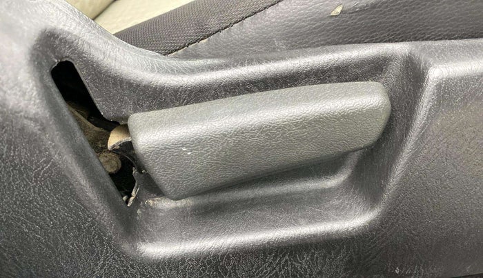 2022 Maruti Alto LXI O, Petrol, Manual, 11,191 km, Driver Side Adjustment Panel
