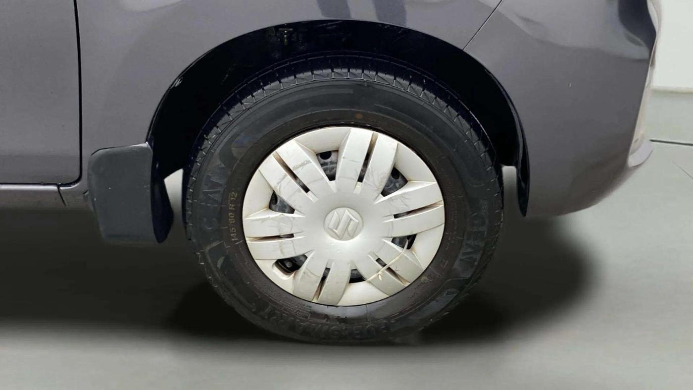 2022 Maruti Alto LXI O, Petrol, Manual, 11,427 km, Right Front Wheel