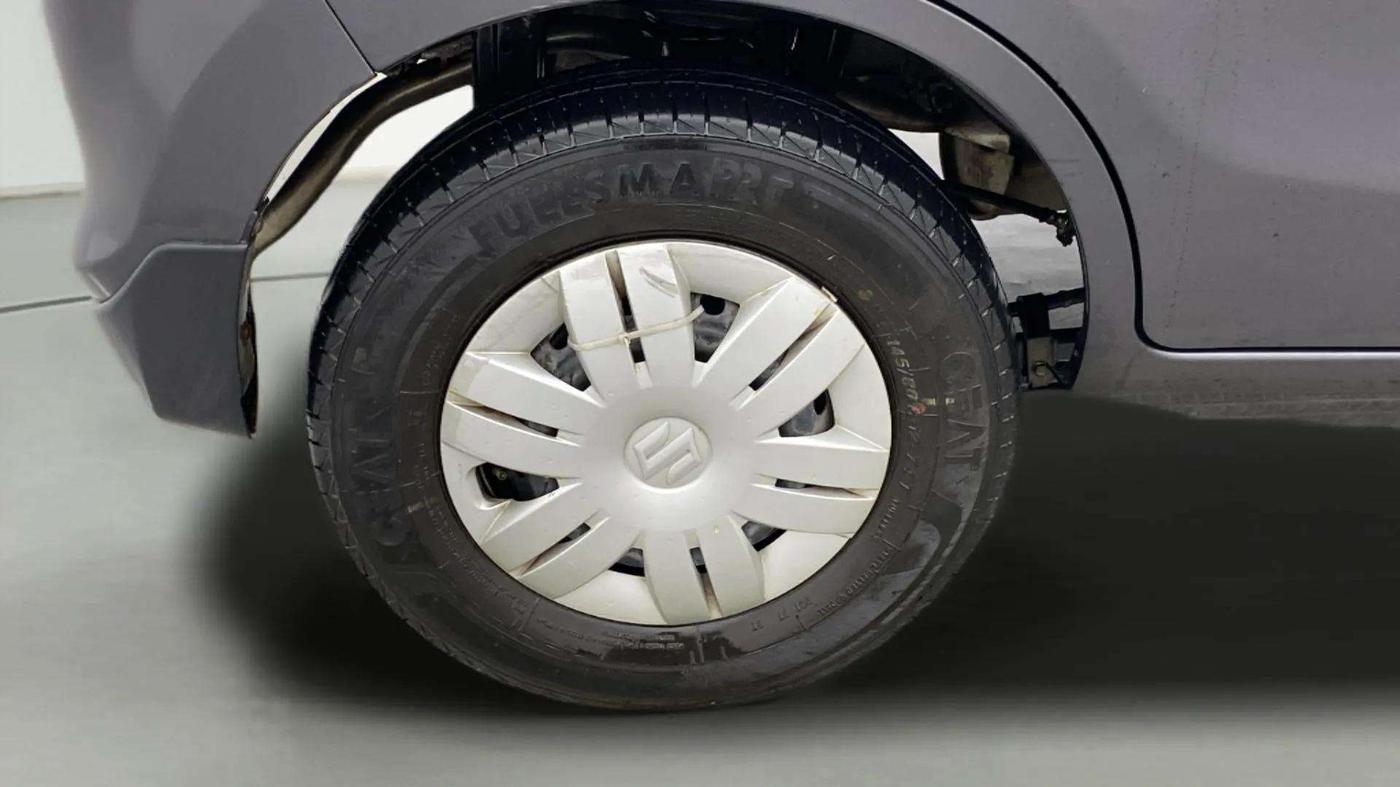 2022 Maruti Alto LXI O, Petrol, Manual, 11,427 km, Right Rear Wheel
