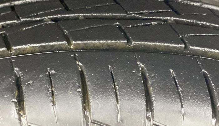 2022 Maruti Alto LXI O, Petrol, Manual, 11,191 km, Left Rear Tyre Tread