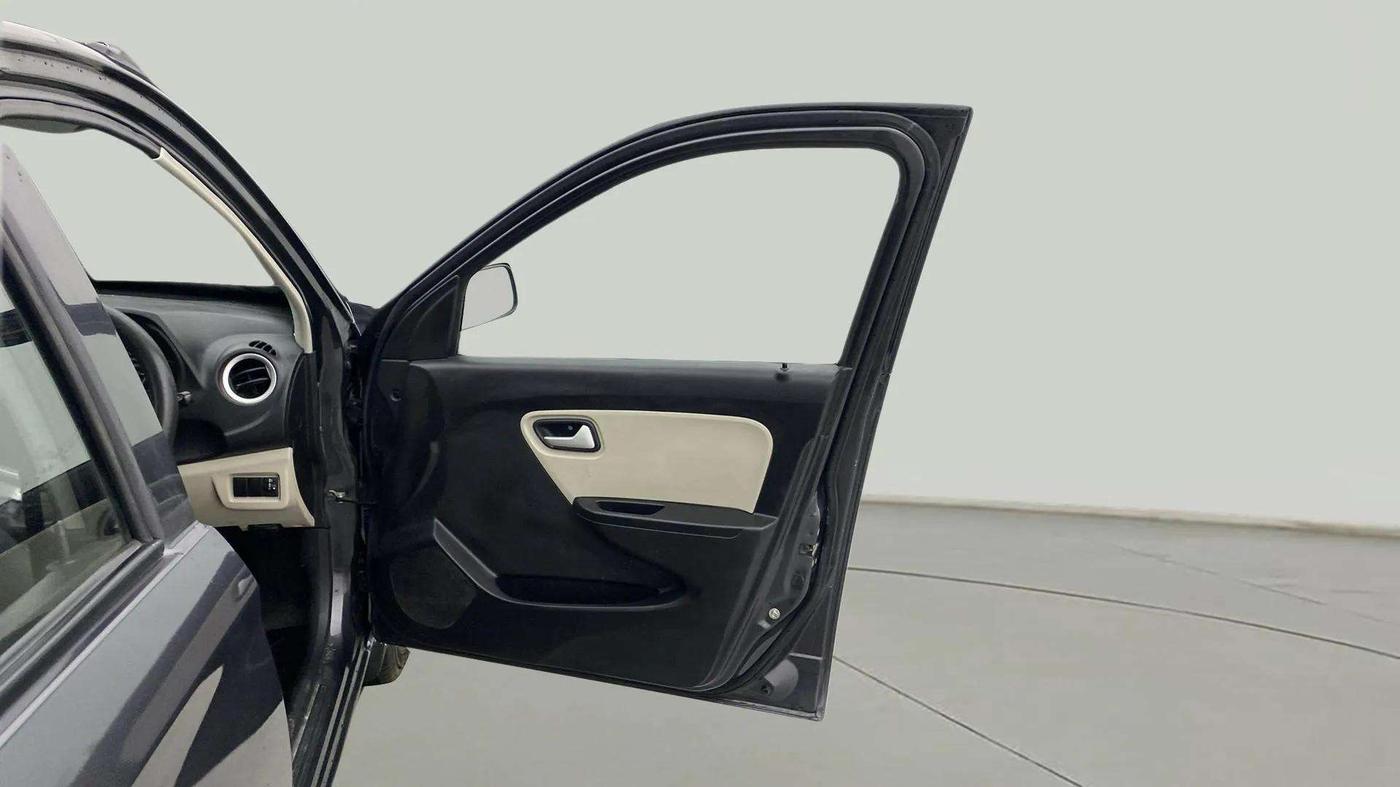 2022 Maruti Alto LXI O, Petrol, Manual, 11,427 km, RHS Front Door