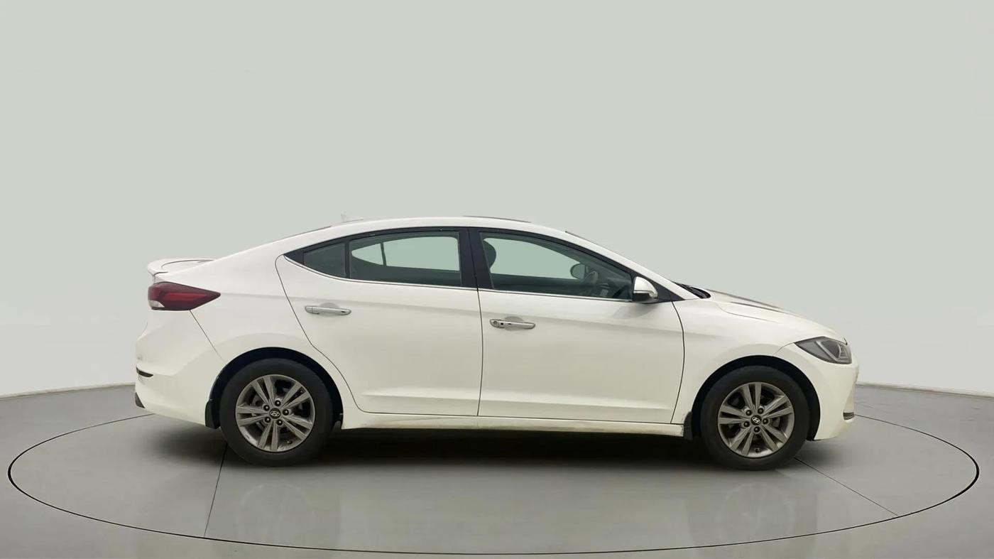 2018 Hyundai New Elantra 2.0 SX(O) AT PETROL, Petrol, Automatic, 93,341 km, Right Side View