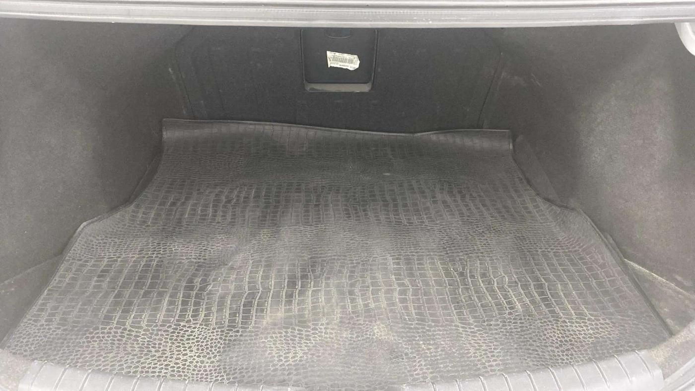 2018 Hyundai New Elantra 2.0 SX(O) AT PETROL, Petrol, Automatic, 93,341 km, Boot Inside