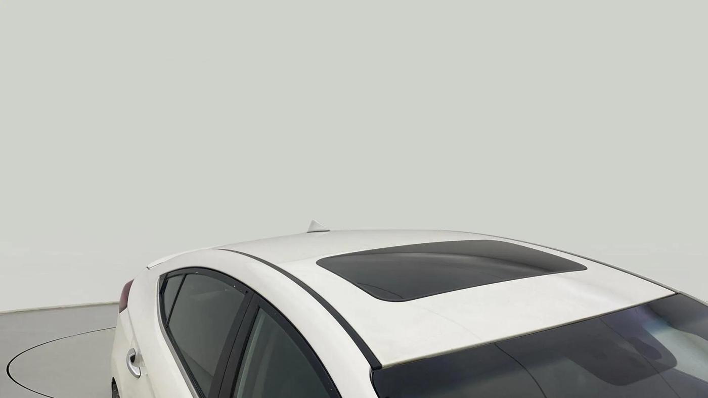 2018 Hyundai New Elantra 2.0 SX(O) AT PETROL, Petrol, Automatic, 93,341 km, Roof