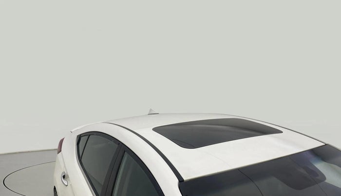 2018 Hyundai New Elantra 2.0 SX(O) AT PETROL, Petrol, Automatic, 93,341 km, Roof