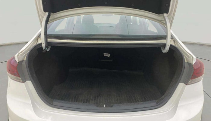 2018 Hyundai New Elantra 2.0 SX(O) AT PETROL, Petrol, Automatic, 93,341 km, Boot Open Zoomed View