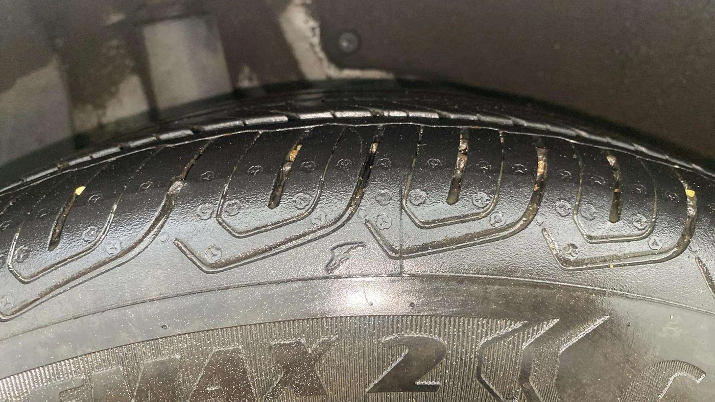2018 Hyundai New Elantra 2.0 SX(O) AT PETROL, Petrol, Automatic, 93,341 km, Right Rear Tyre Tread