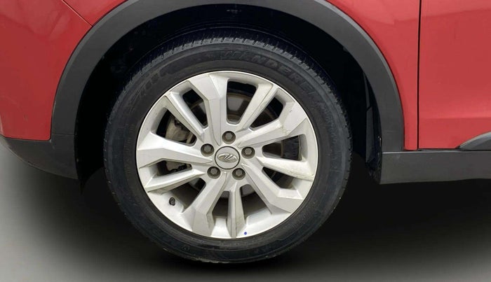 2020 Mahindra XUV300 W8 1.2 PETROL, Petrol, Manual, 64,963 km, Left Front Wheel