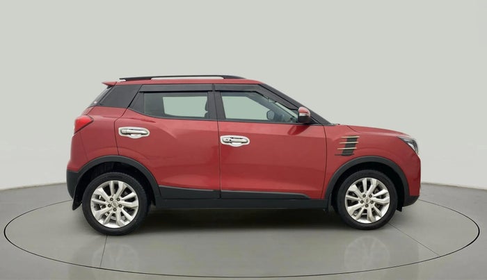 2020 Mahindra XUV300 W8 1.2 PETROL, Petrol, Manual, 64,963 km, Right Side View