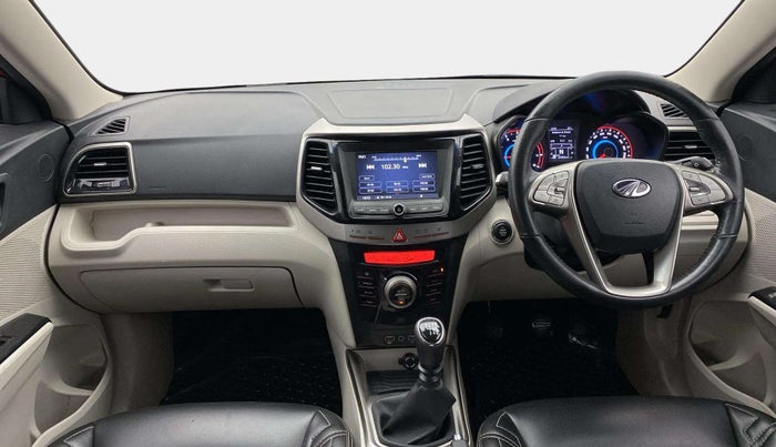 2020 Mahindra XUV300 W8 1.2 PETROL, Petrol, Manual, 64,963 km, Dashboard