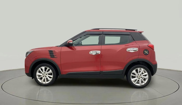 2020 Mahindra XUV300 W8 1.2 PETROL, Petrol, Manual, 64,963 km, Left Side