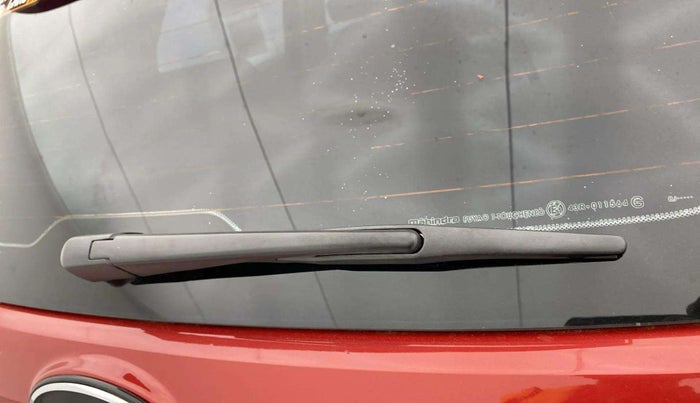 2020 Mahindra XUV300 W8 1.2 PETROL, Petrol, Manual, 64,963 km, Rear Wiper