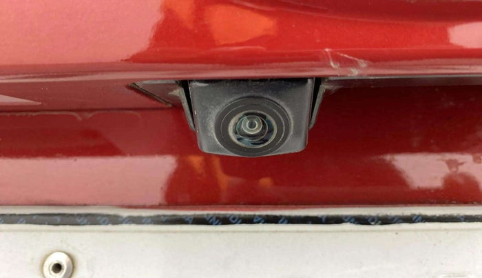 2020 Mahindra XUV300 W8 1.2 PETROL, Petrol, Manual, 64,963 km, Parking Camera