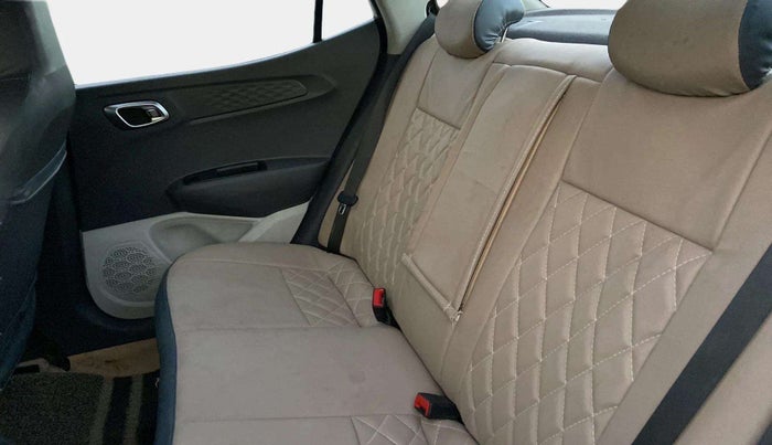 2020 Hyundai AURA SX 1.2 (O), Petrol, Manual, 53,024 km, Right Side Rear Door Cabin