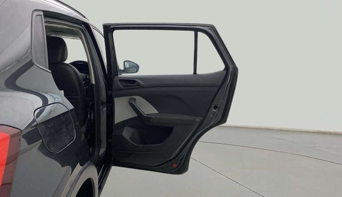 2022 Skoda KUSHAQ ACTIVE 1.0L TSI MT, Petrol, Manual, 23,501 km, RHS Rear Door