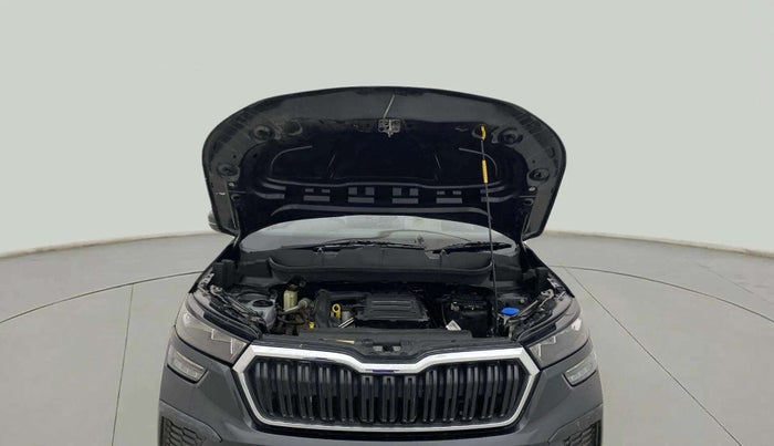 2022 Skoda KUSHAQ ACTIVE 1.0L TSI MT, Petrol, Manual, 23,501 km, Open Bonet
