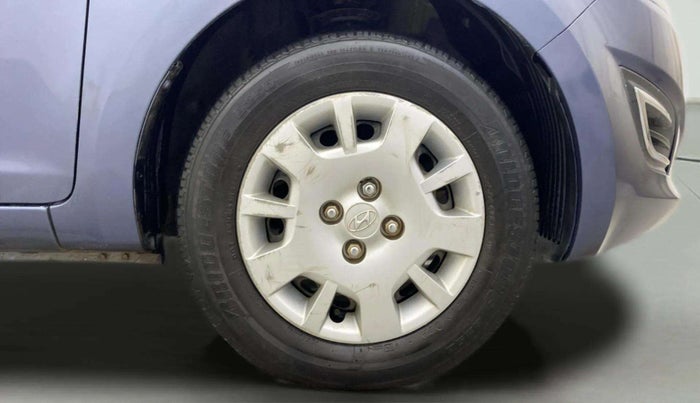 2013 Hyundai i20 MAGNA (O) 1.2, Petrol, Manual, 45,462 km, Right Front Wheel