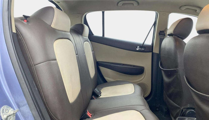 2013 Hyundai i20 MAGNA (O) 1.2, Petrol, Manual, 45,462 km, Right Side Rear Door Cabin