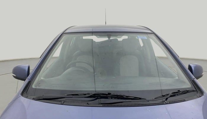 2013 Hyundai i20 MAGNA (O) 1.2, Petrol, Manual, 45,462 km, Front Windshield